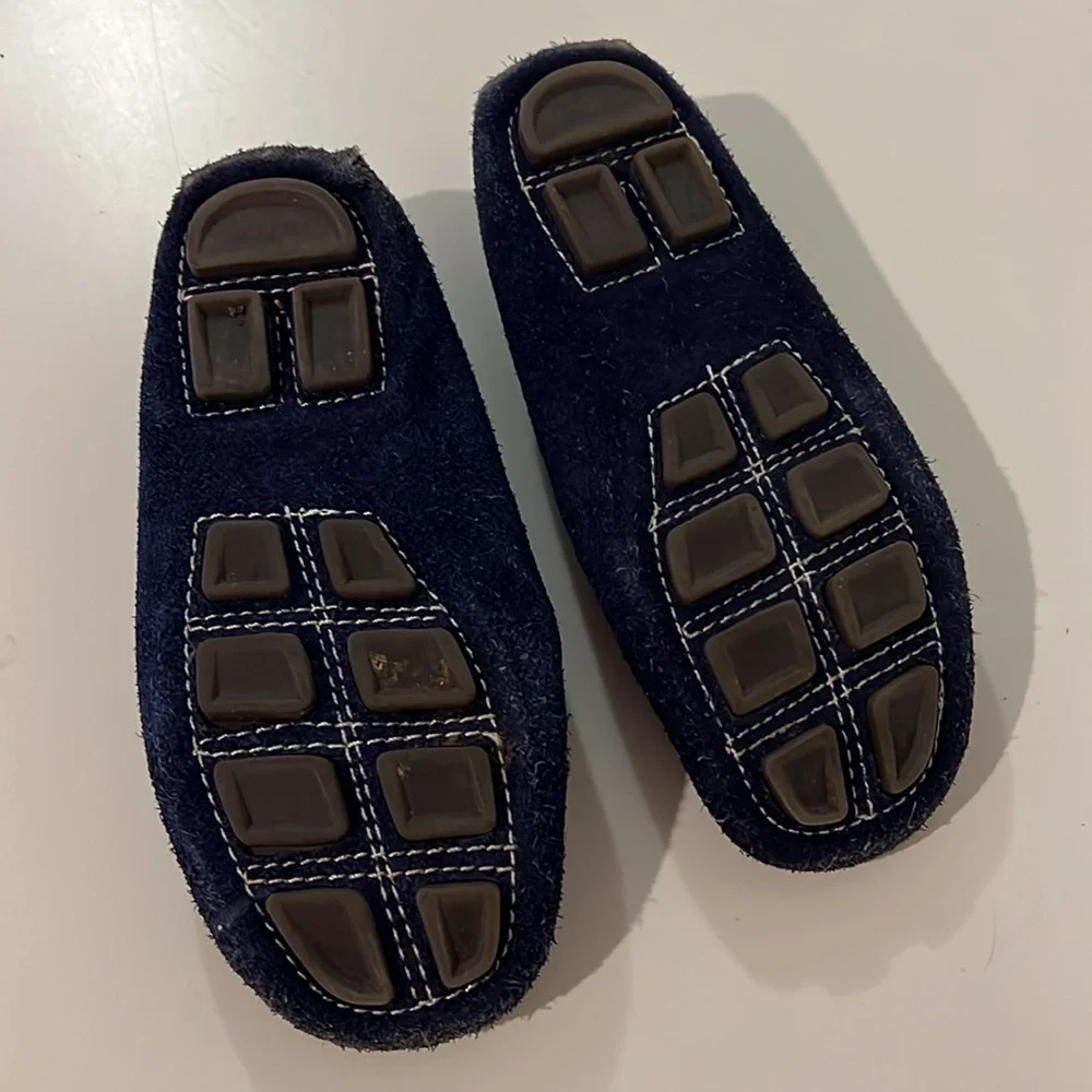 Sry Lanka Boys blue suede driving moccasins